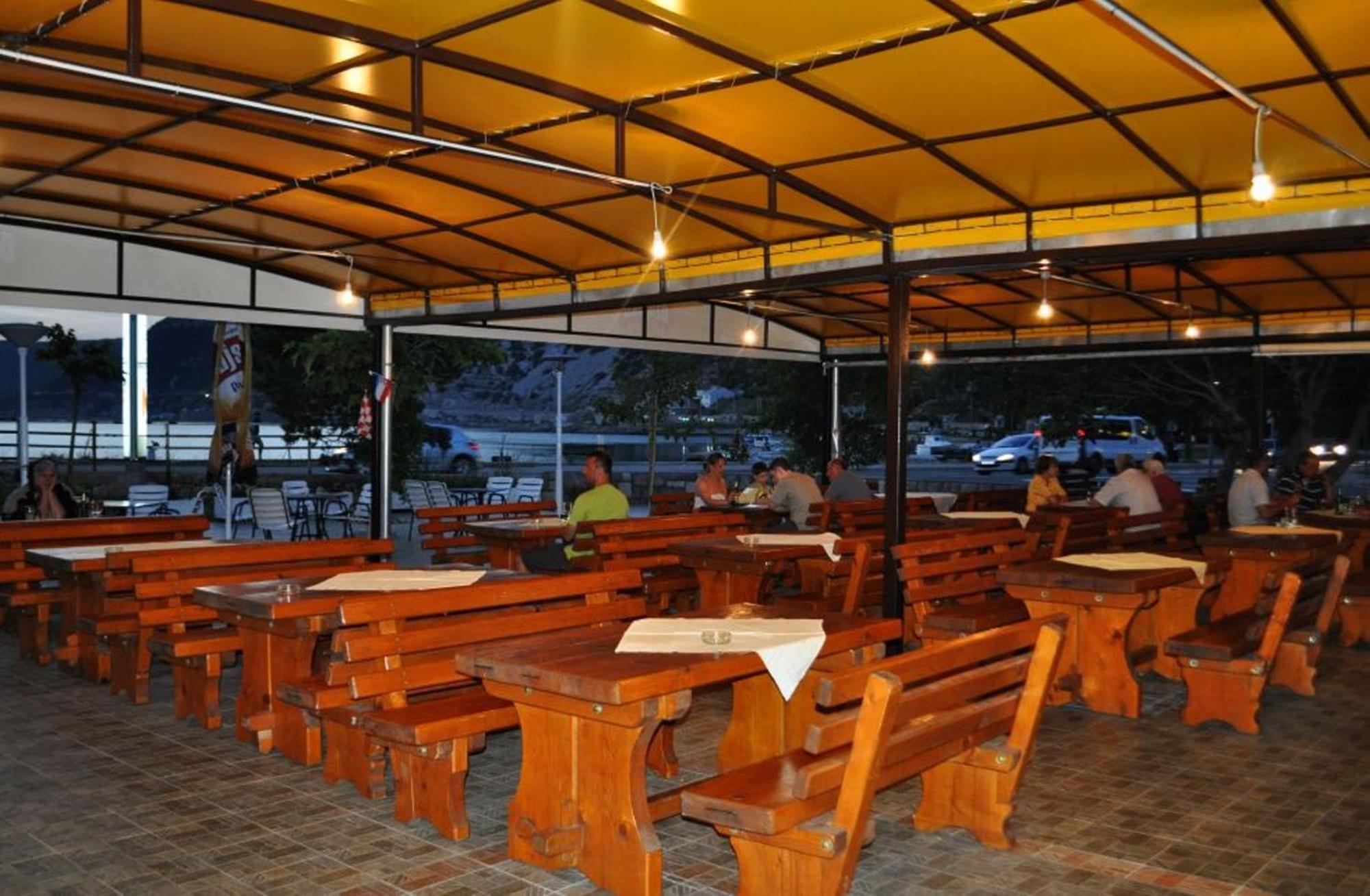 Guesthouse Bakarac Buitenkant foto