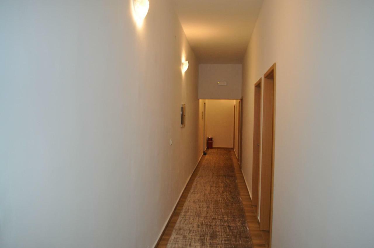 Guesthouse Bakarac Buitenkant foto